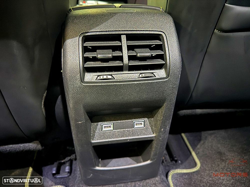 Peugeot 308 1.6 Hybrid GT e-EAT8 - 39