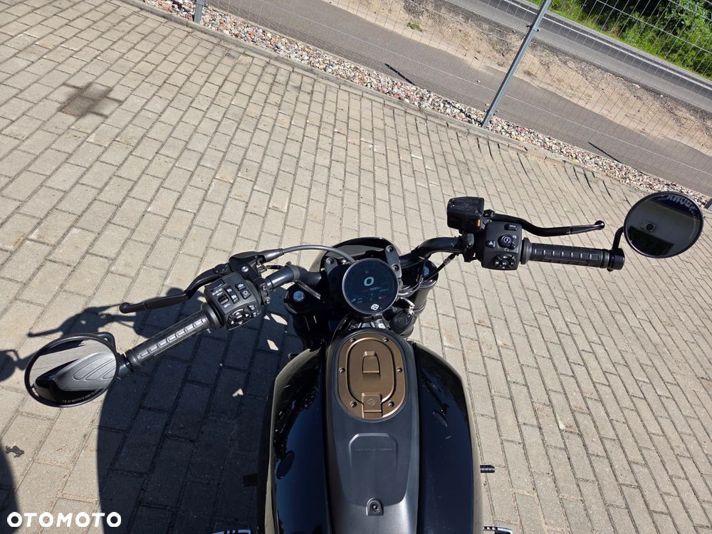 Harley-Davidson Sportster - 9