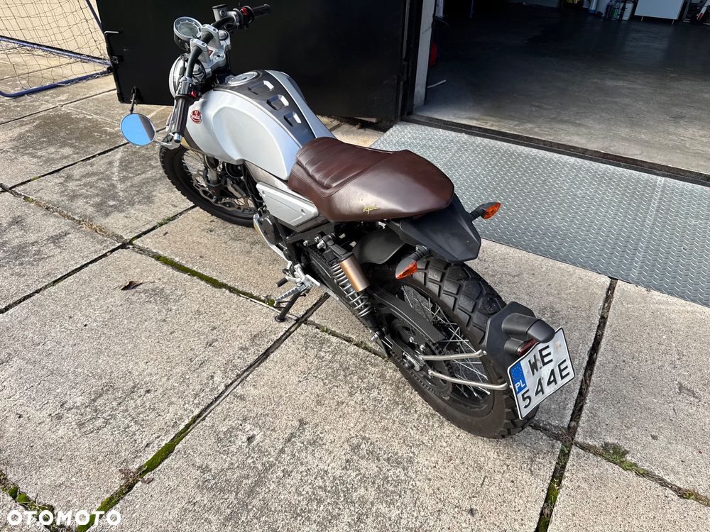 Mondial HPS 125 - 3
