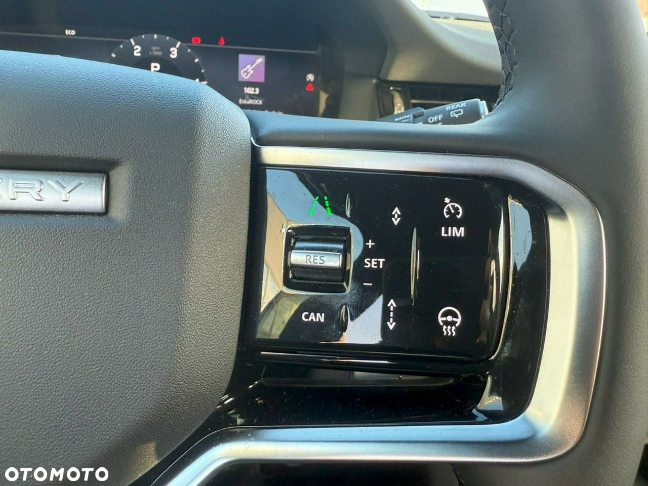 Land Rover Discovery Sport - 16