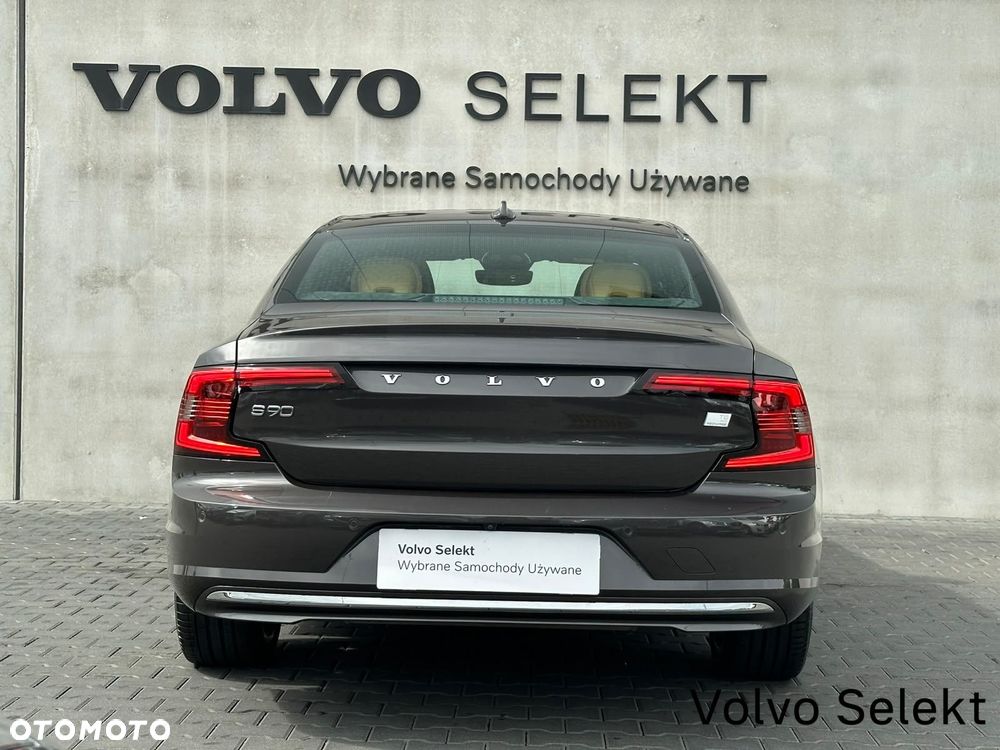 Volvo S90 - 13