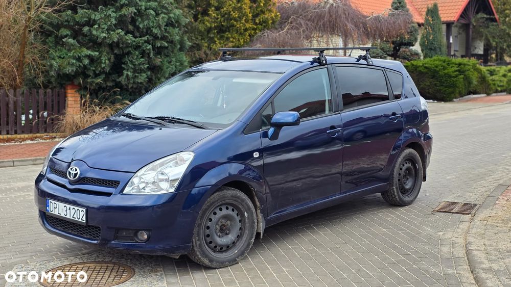 Toyota Corolla Verso - 3