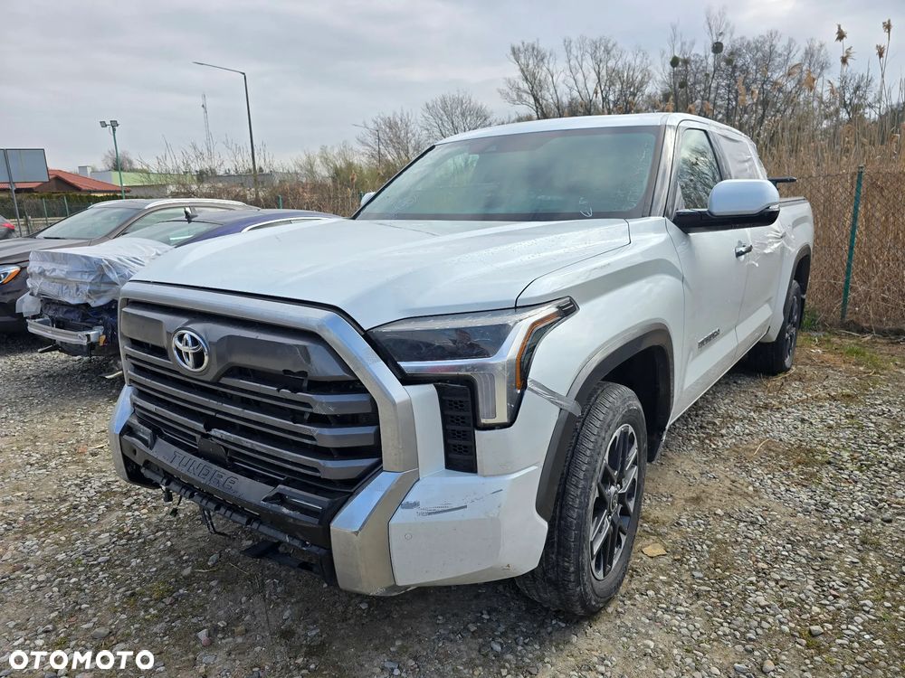 Toyota Tundra - 2
