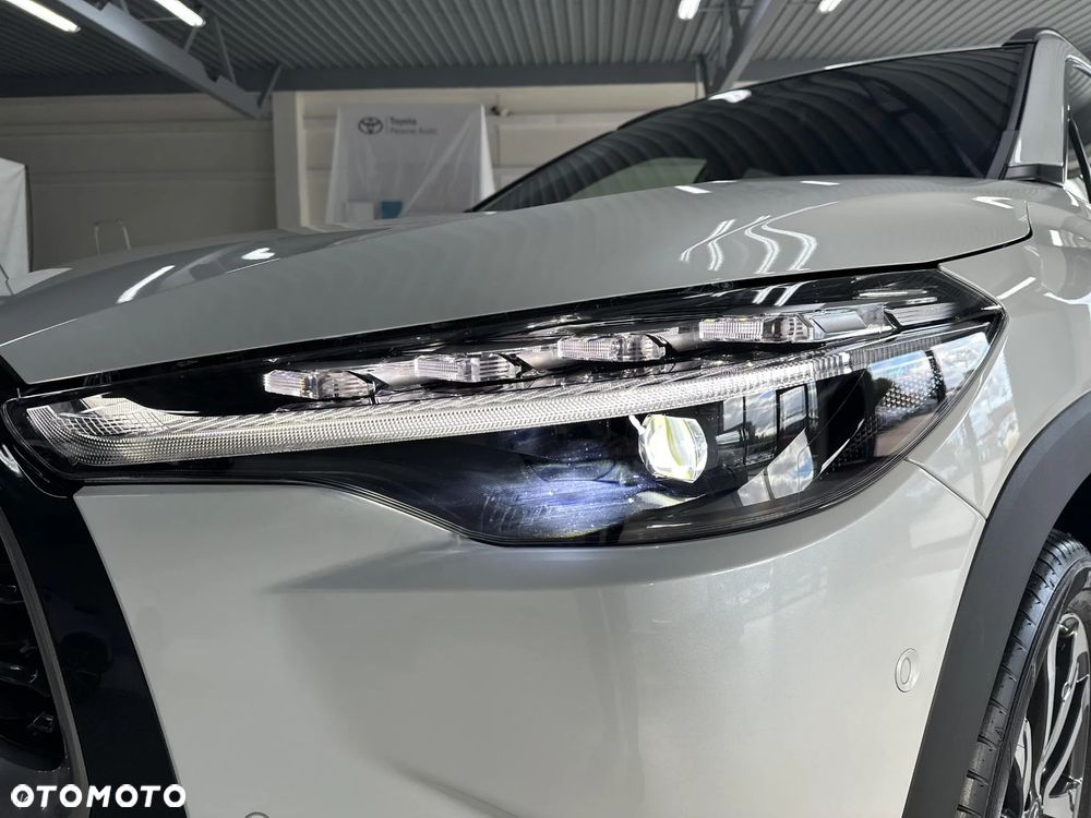 Toyota Corolla Cross 2.0 Hybrid Executive - 10