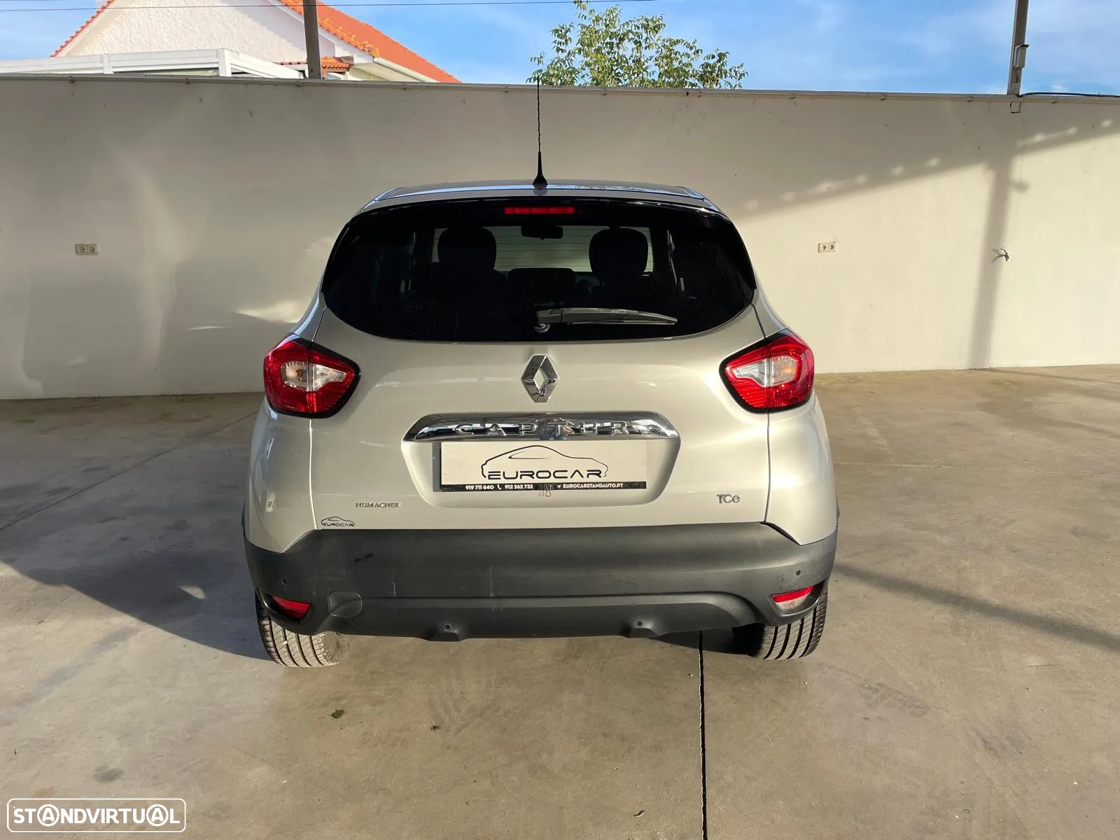 Renault Captur 1.2 TCe Exclusive EDC - 4