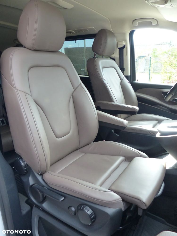 Mercedes-Benz Klasa V 300 d 4-Matic Avantgarde 9G-Tronic (d³ugi) - 18