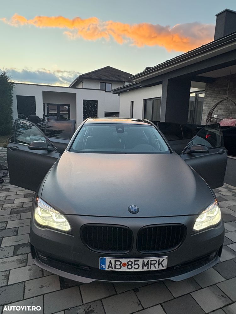 BMW Seria 7 730d BluePerformance Edition Exclusive - 1