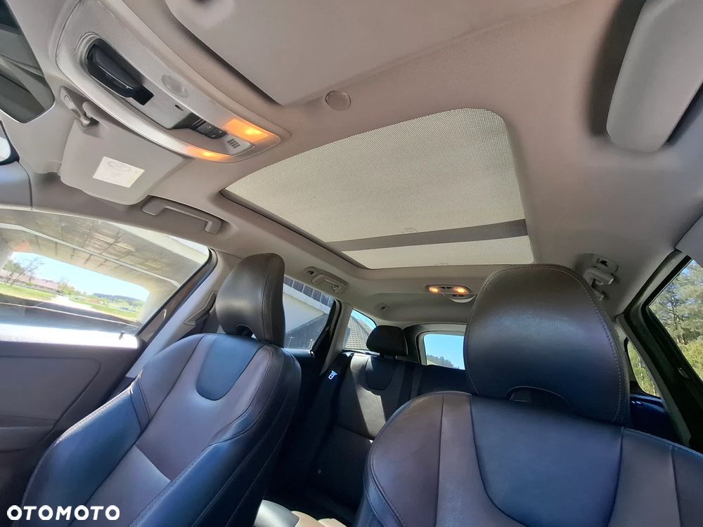 Volvo XC 60 D4 AWD Summum - 15