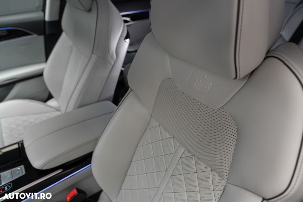 Audi A8 60 TFSI quattro Tiptronic MHEV - 11