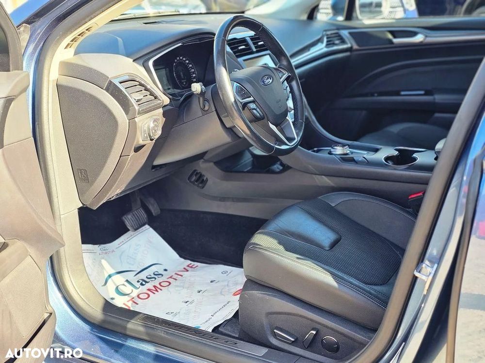 Ford Mondeo 2.0 TDCi Powershift Titanium - 11
