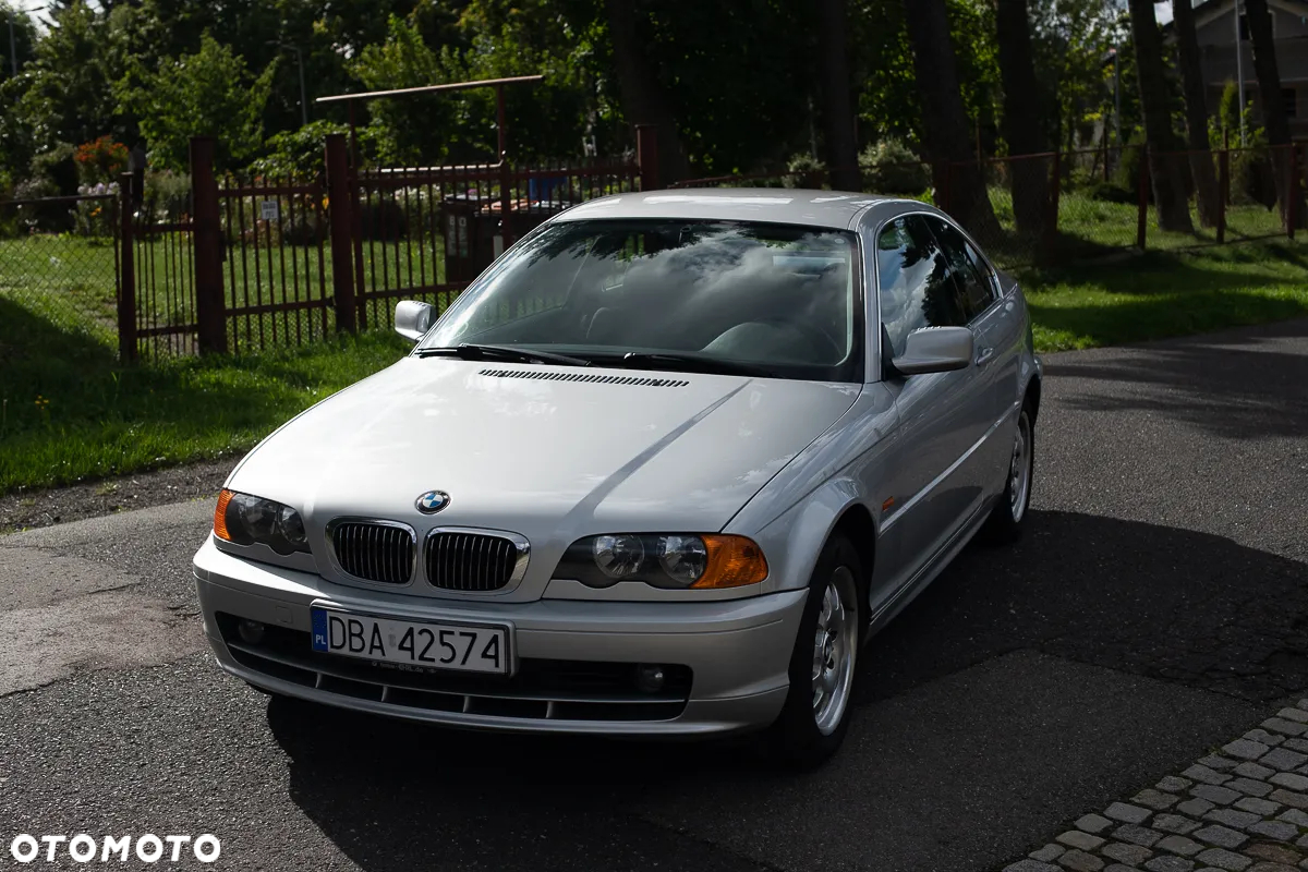 BMW Seria 3 323Ci - 5