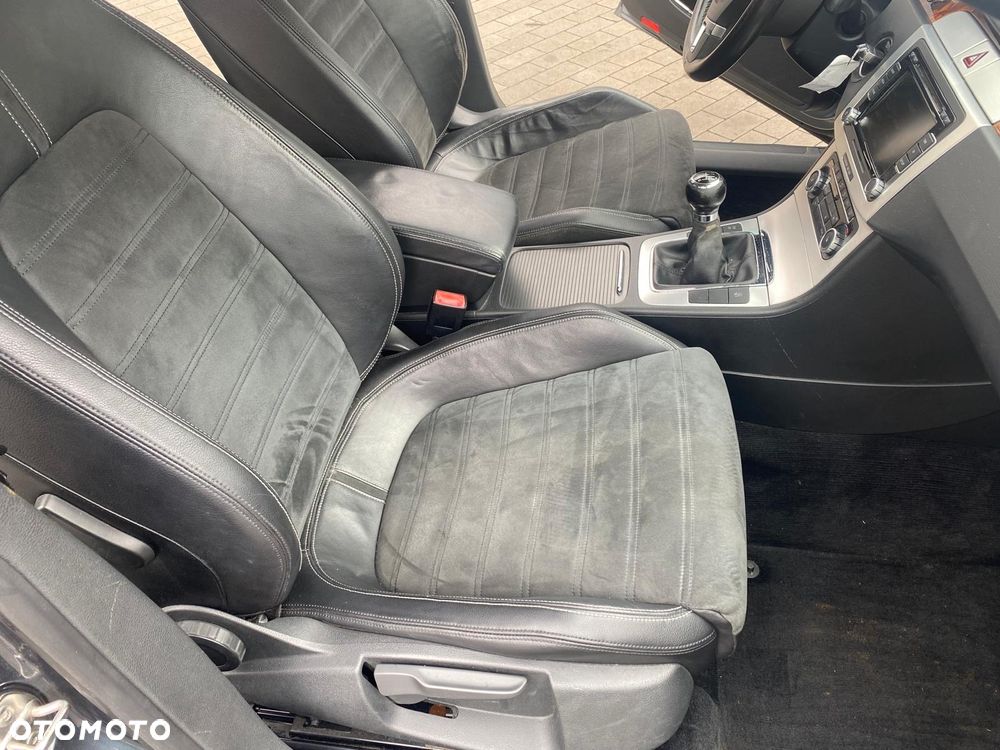 Volkswagen Passat CC - 10