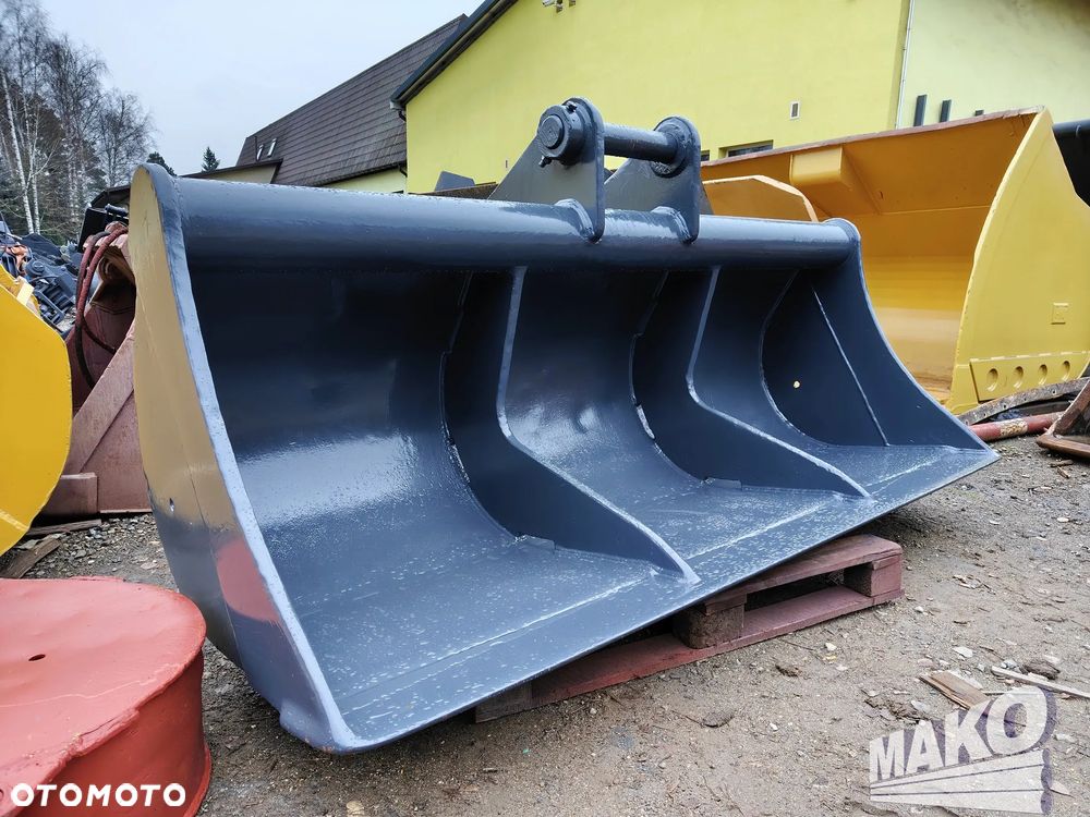 Łyżka skarpowa Lemac 240cm Miller fi 80