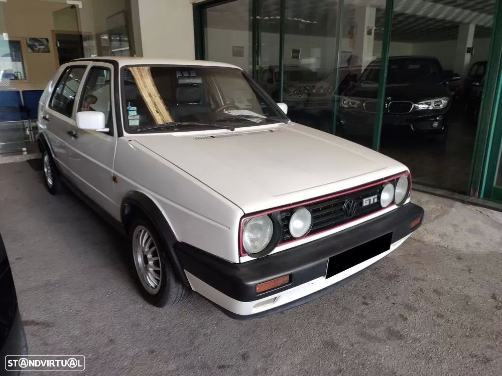 VW Golf 1.8 GTI - 1