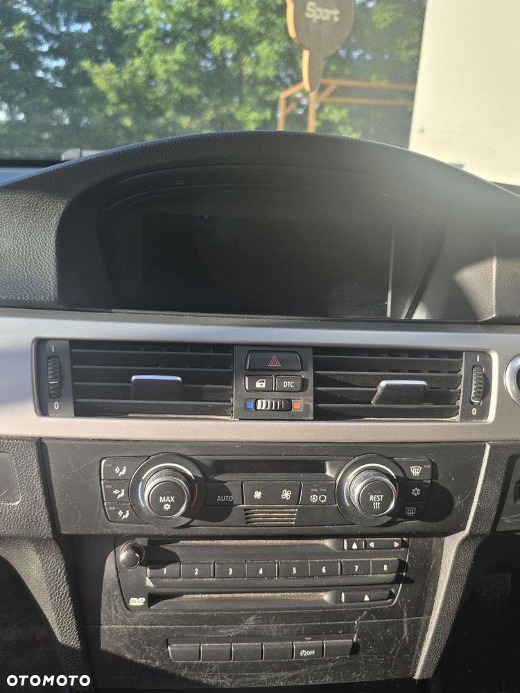 BMW Seria 3 - 12
