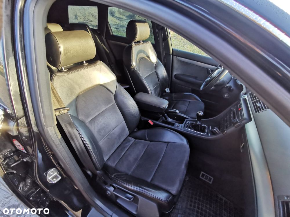 Audi A4 Avant 1.8T - 17
