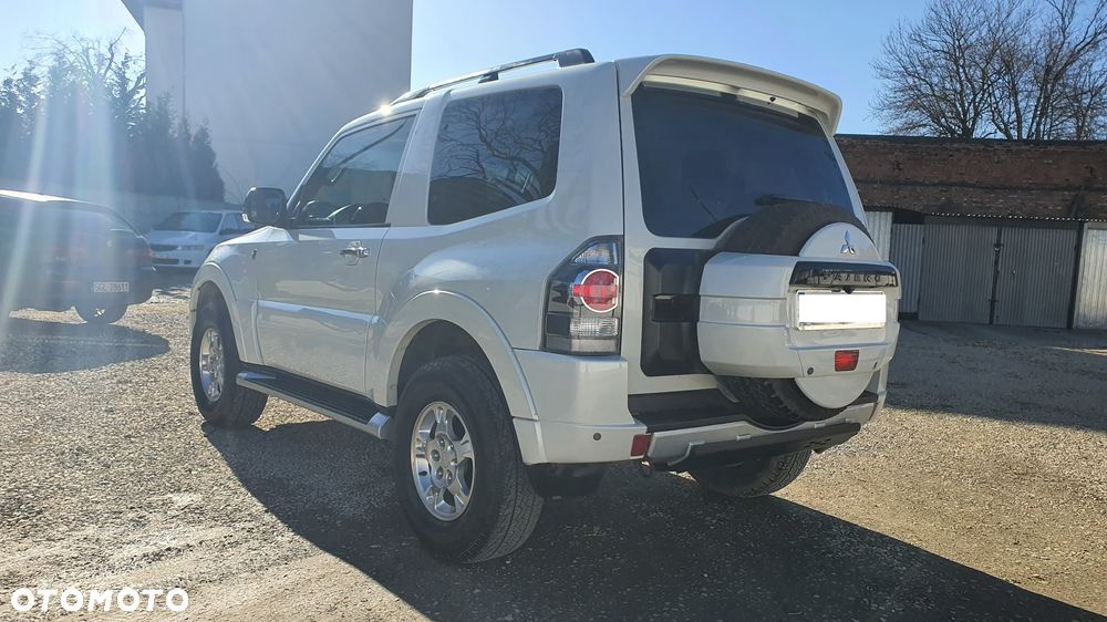 Mitsubishi Pajero 3.8 V6 Automatik Instyle - 5