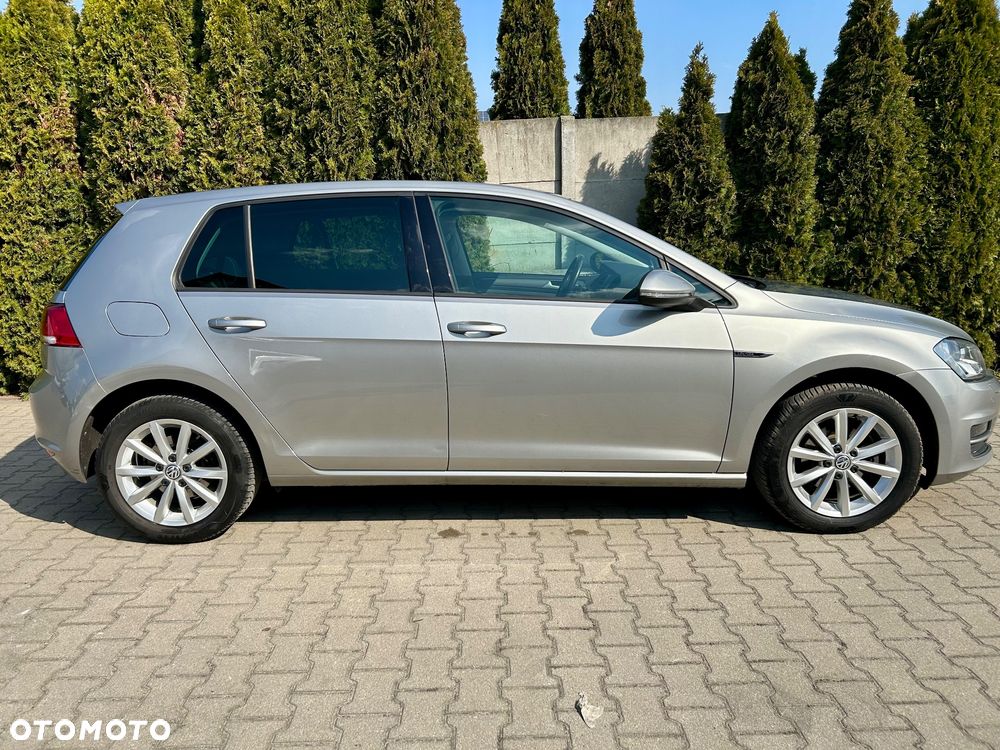 Volkswagen Golf 1.2 TSI BMT Trendline DSG - 5
