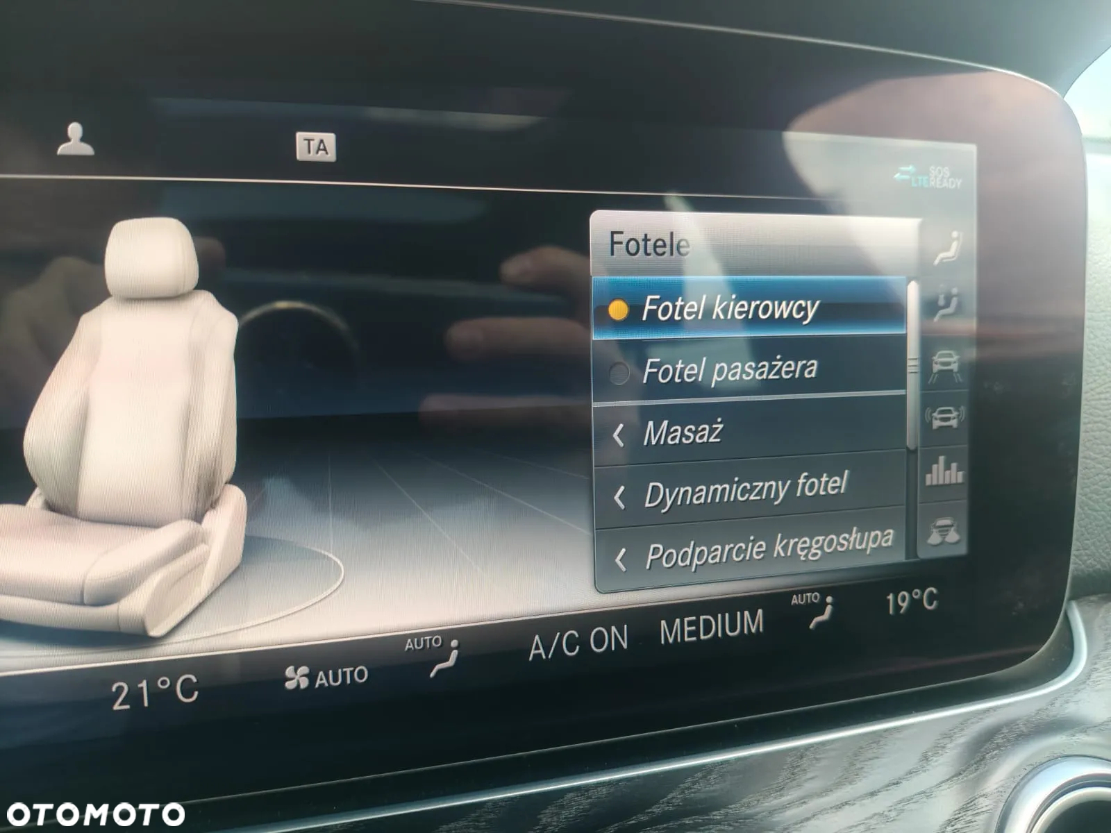 Mercedes-Benz Klasa E 400 d 4-Matic 9G-TRONIC - 30