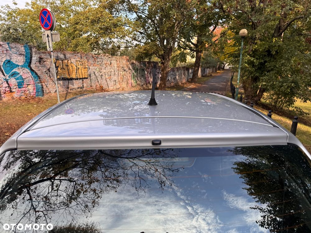 Toyota Yaris - 28
