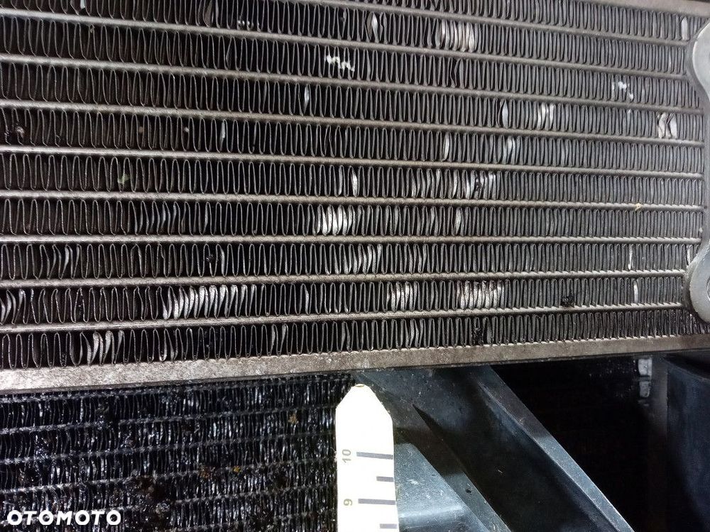 AUDI Q7 4L 4.2 TDI PAS PRZEDNI CHŁODNICE KOMPLET - 13