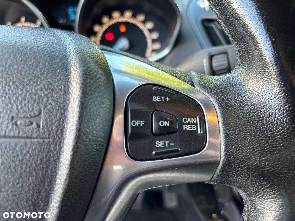 Ford B-MAX 1.0 EcoBoost Titanium ASS - 17