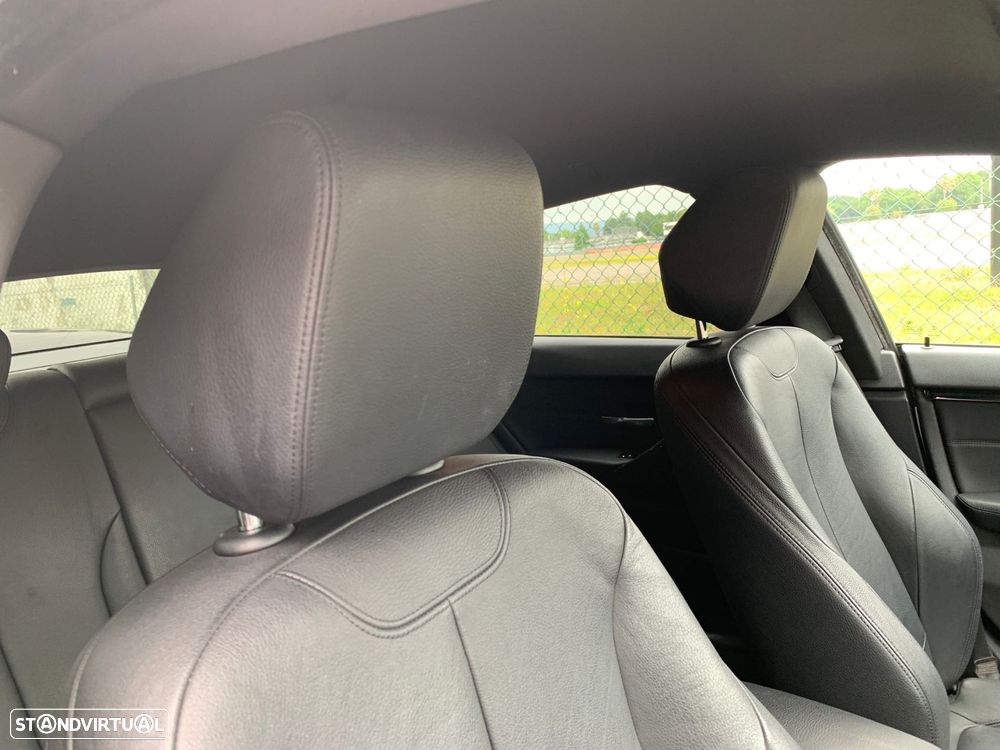 BMW 420 Gran Coupé d Pack Desportivo M Auto — fotografia 19