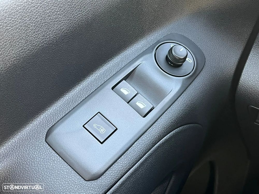 Opel Combo Cargo L1 1.5 CDTi 130cv AT8 (caixa automática) - 9
