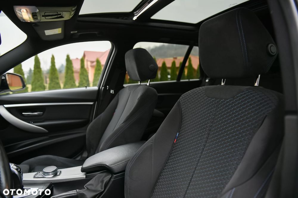 BMW Seria 3 320d xDrive Edition M Sport Shadow - 22
