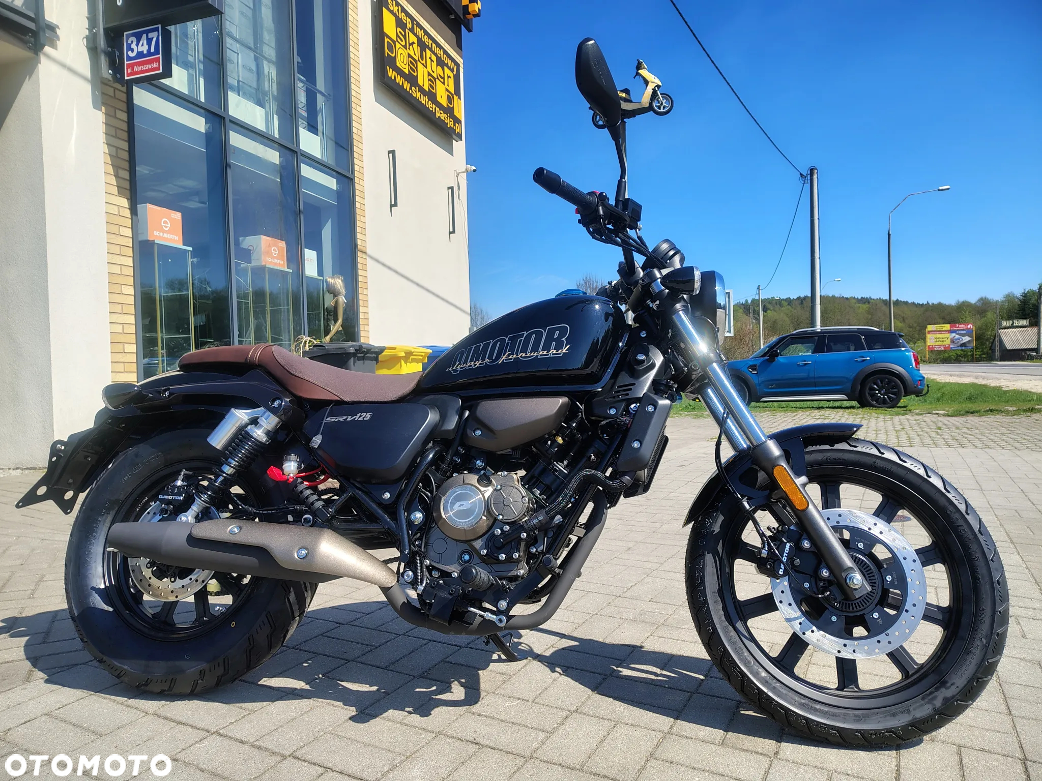 QJMOTOR SRV 125 - 2