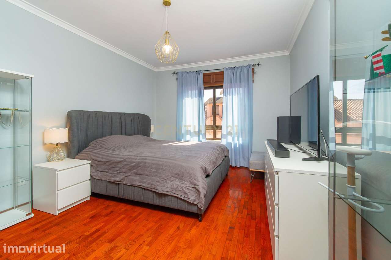 Apartamento T2 Renovado, em Mem Martins - Grande imagem: 3/18