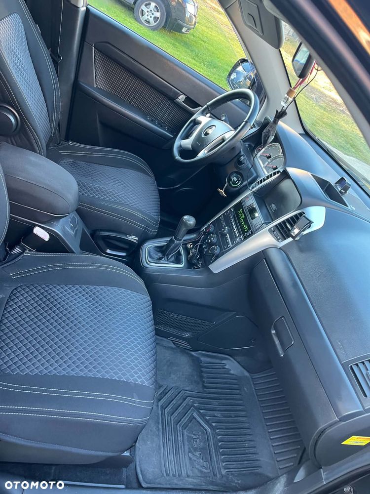 Chevrolet Captiva - 10