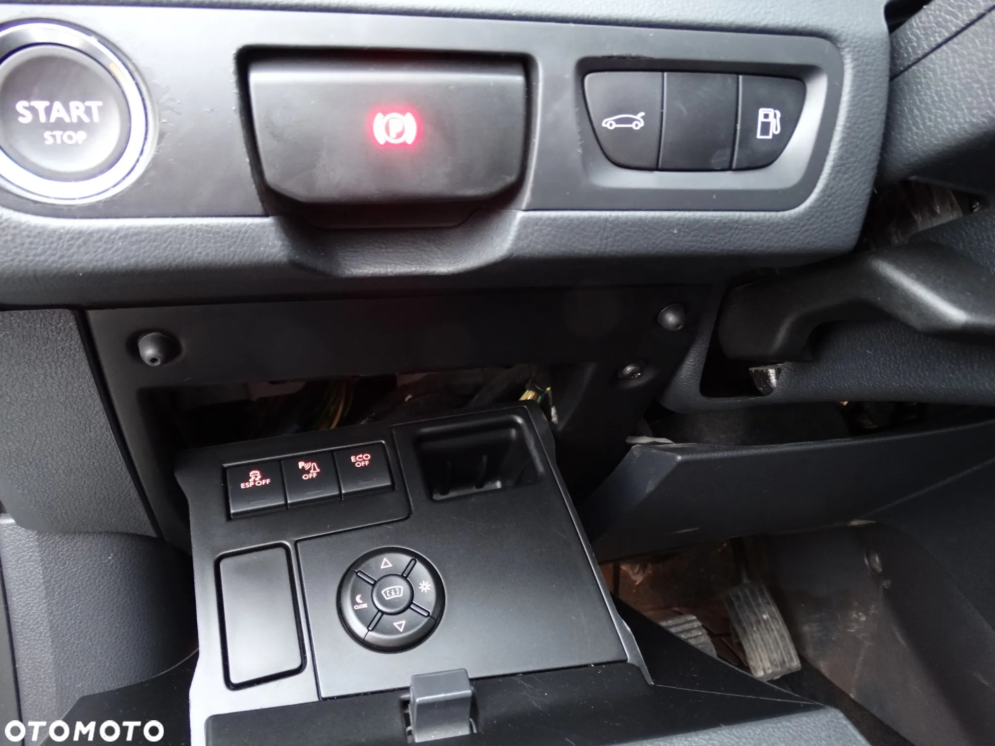 Peugeot 508 RXH 2.0 HDi HYbrid4 - 19