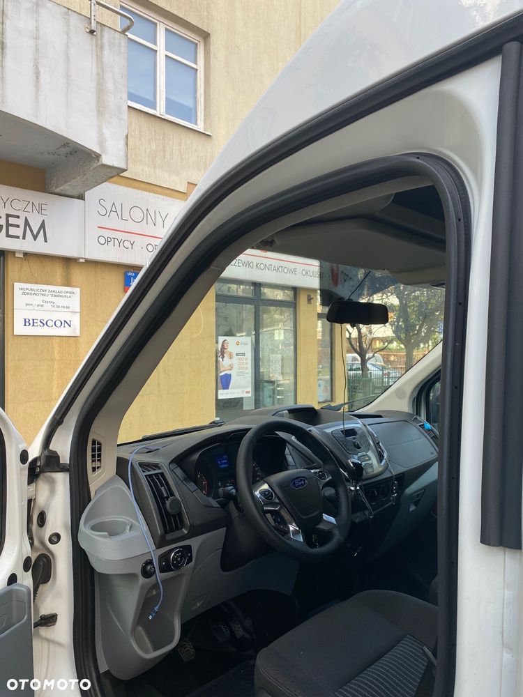 Ford Transit - 9
