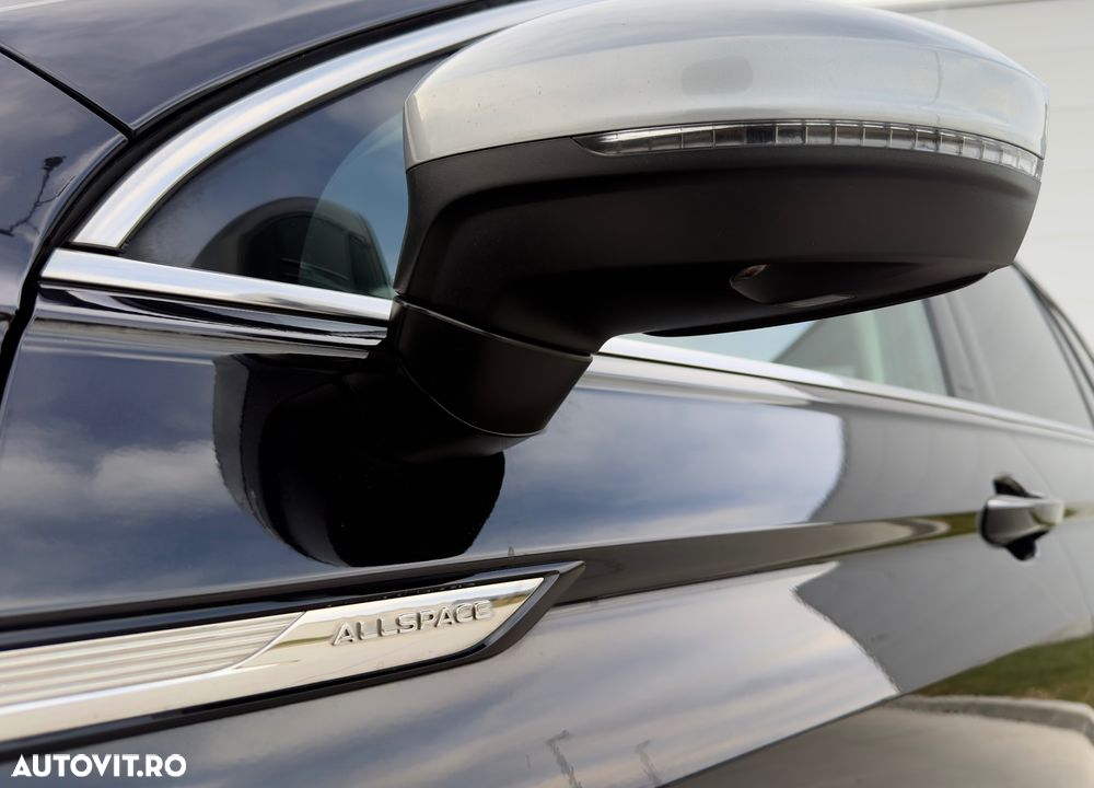 Volkswagen Tiguan Allspace 2.0 TDI SCR DSG Life - 8