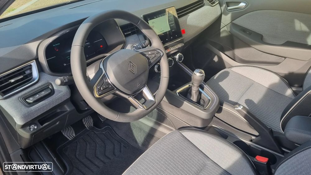 Renault Clio 1.0 TCe Techno Bi-Fuel - 14
