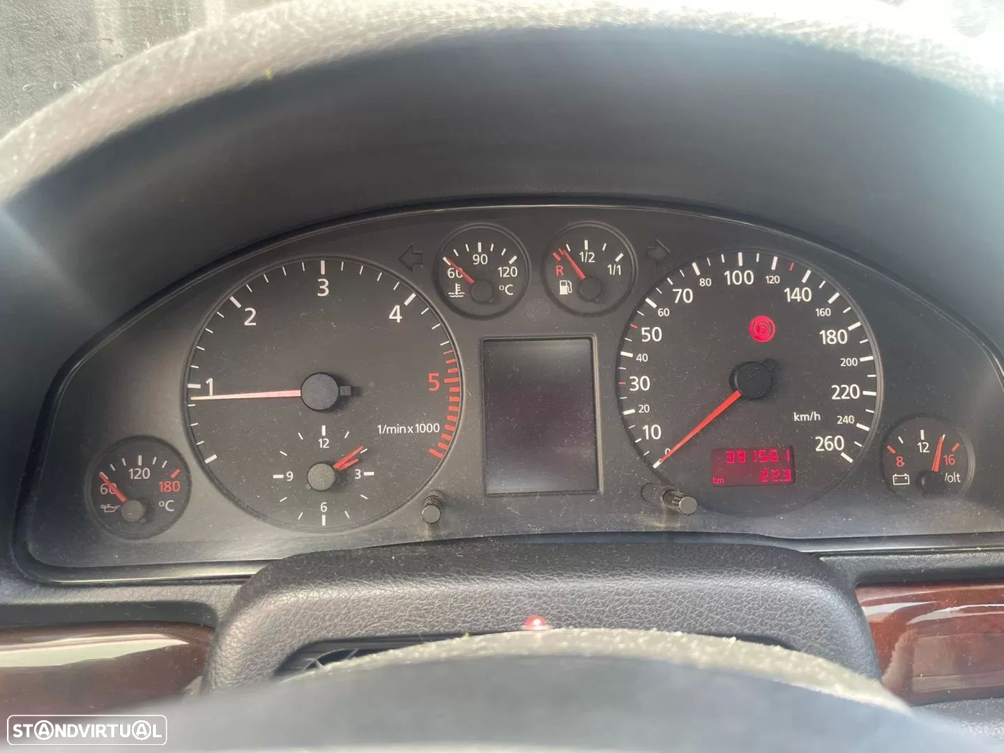 Audi A4 Avant 2.5 TDI Sport - 12