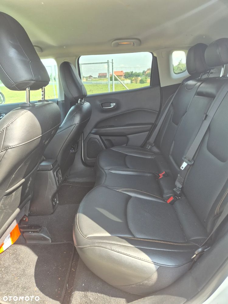 Jeep Compass - 9