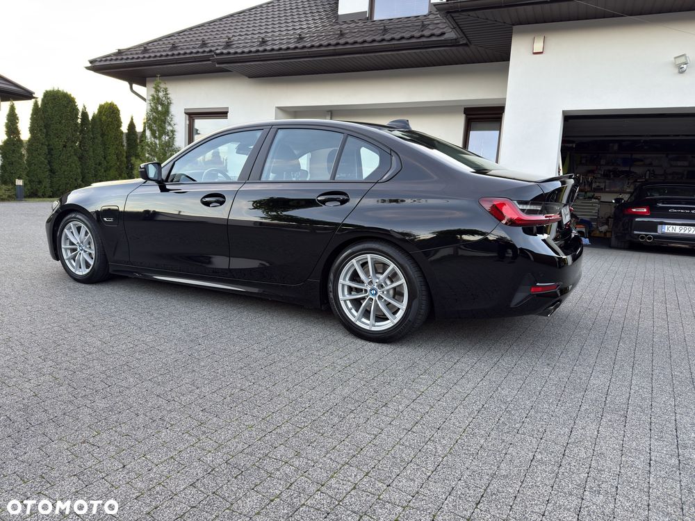 BMW Seria 3 330e Advantage - 5
