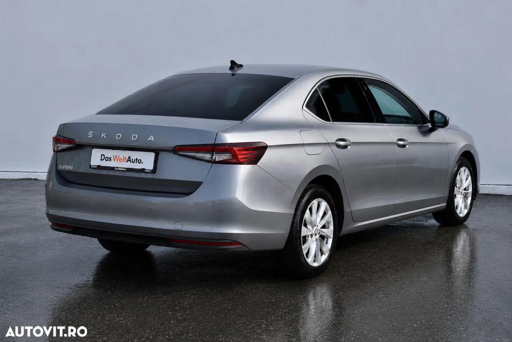 Skoda Superb 2.0 TDI DSG Selection - 4