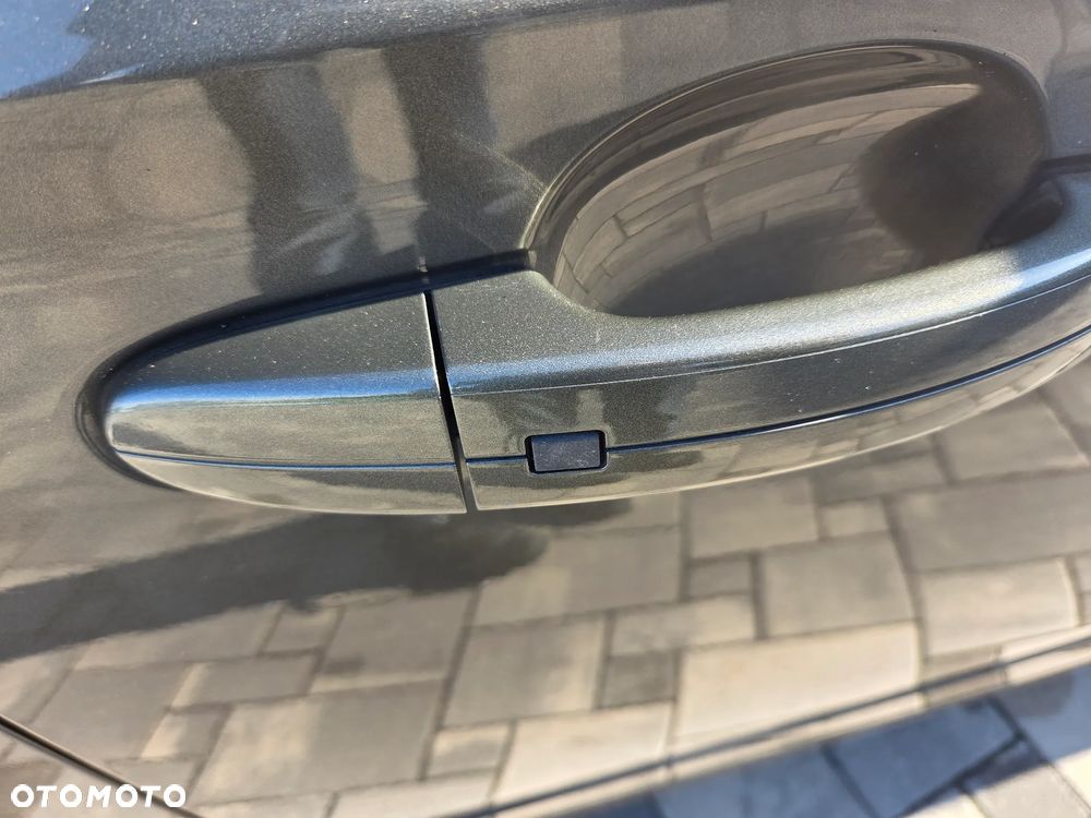 Ford Mondeo 2.0 TDCi Titanium X - 29