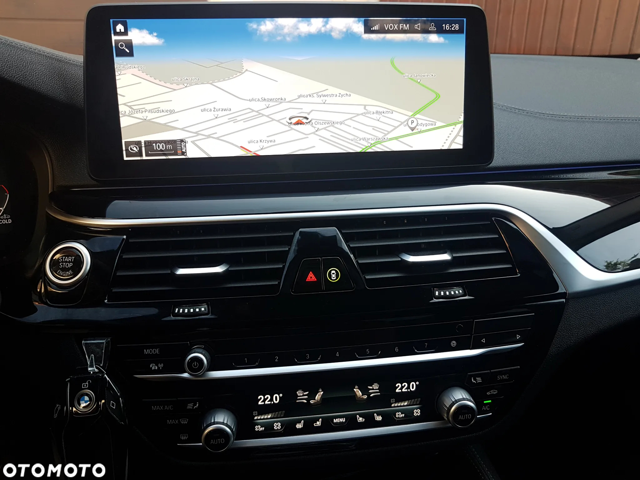 BMW Seria 5 520i Luxury Line - 11