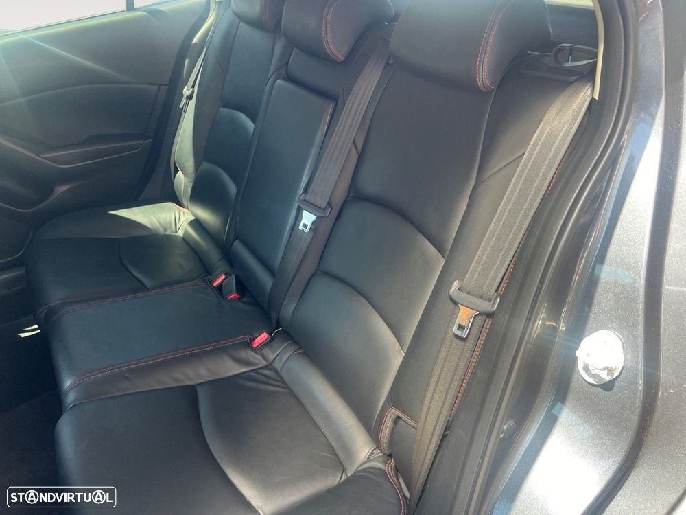 Mazda 3 1.5 Sky-D Excellence - 13