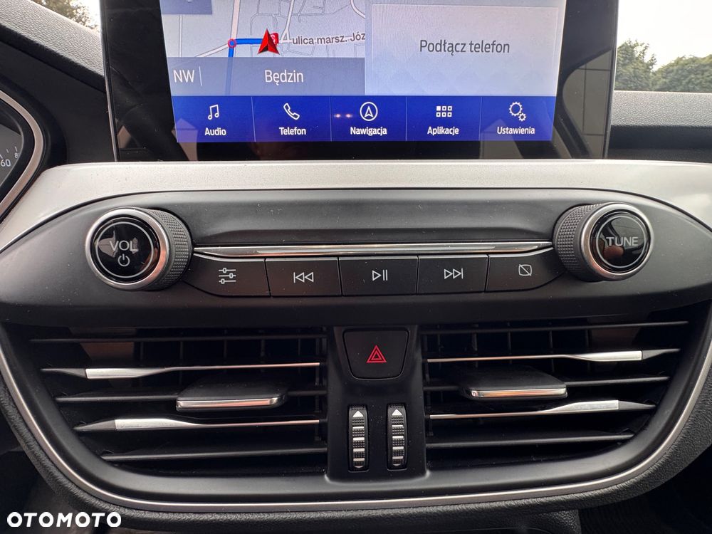 Ford Focus 1.0 EcoBoost Connected - 27