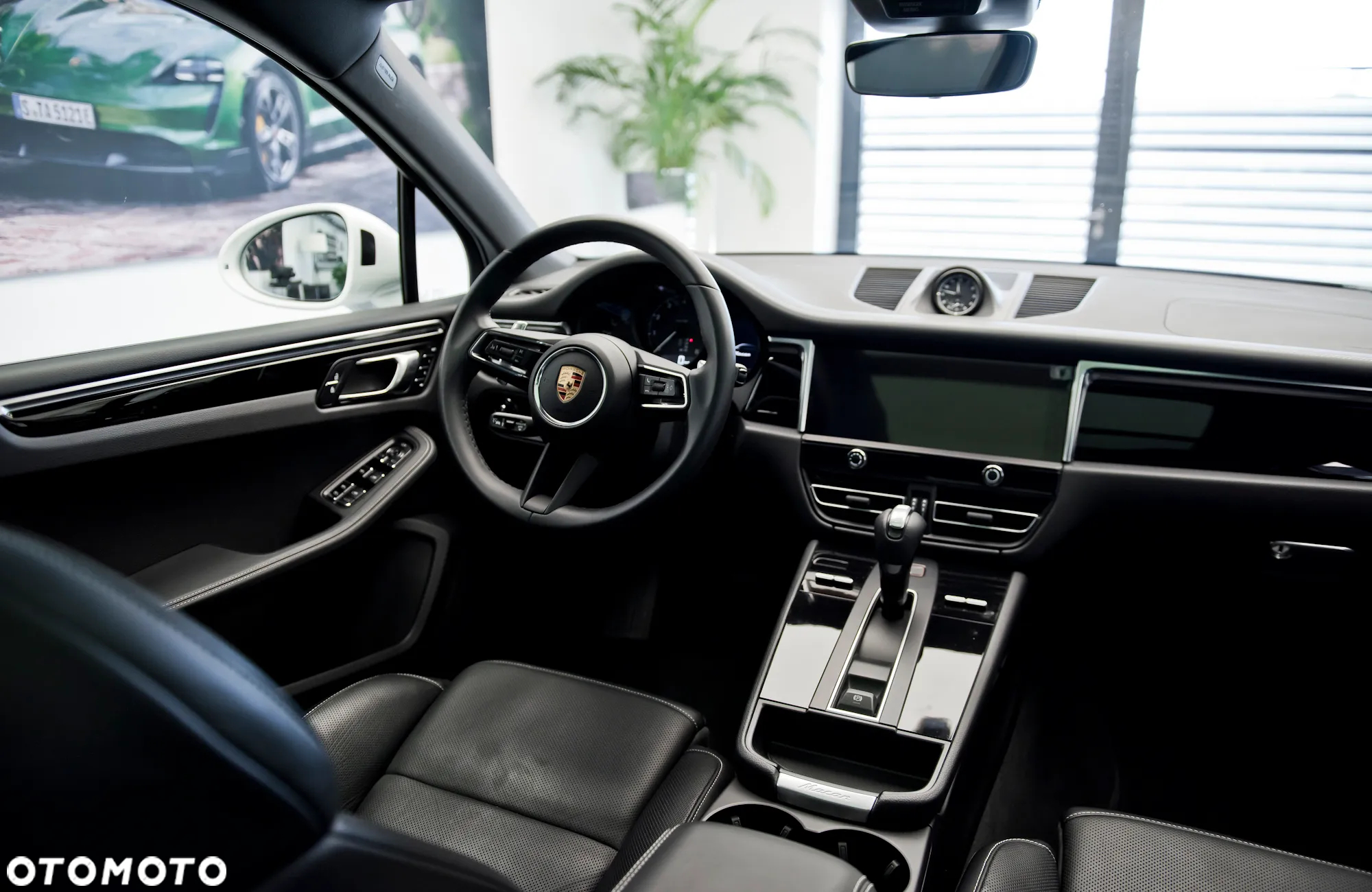 Porsche Macan Standard - 11