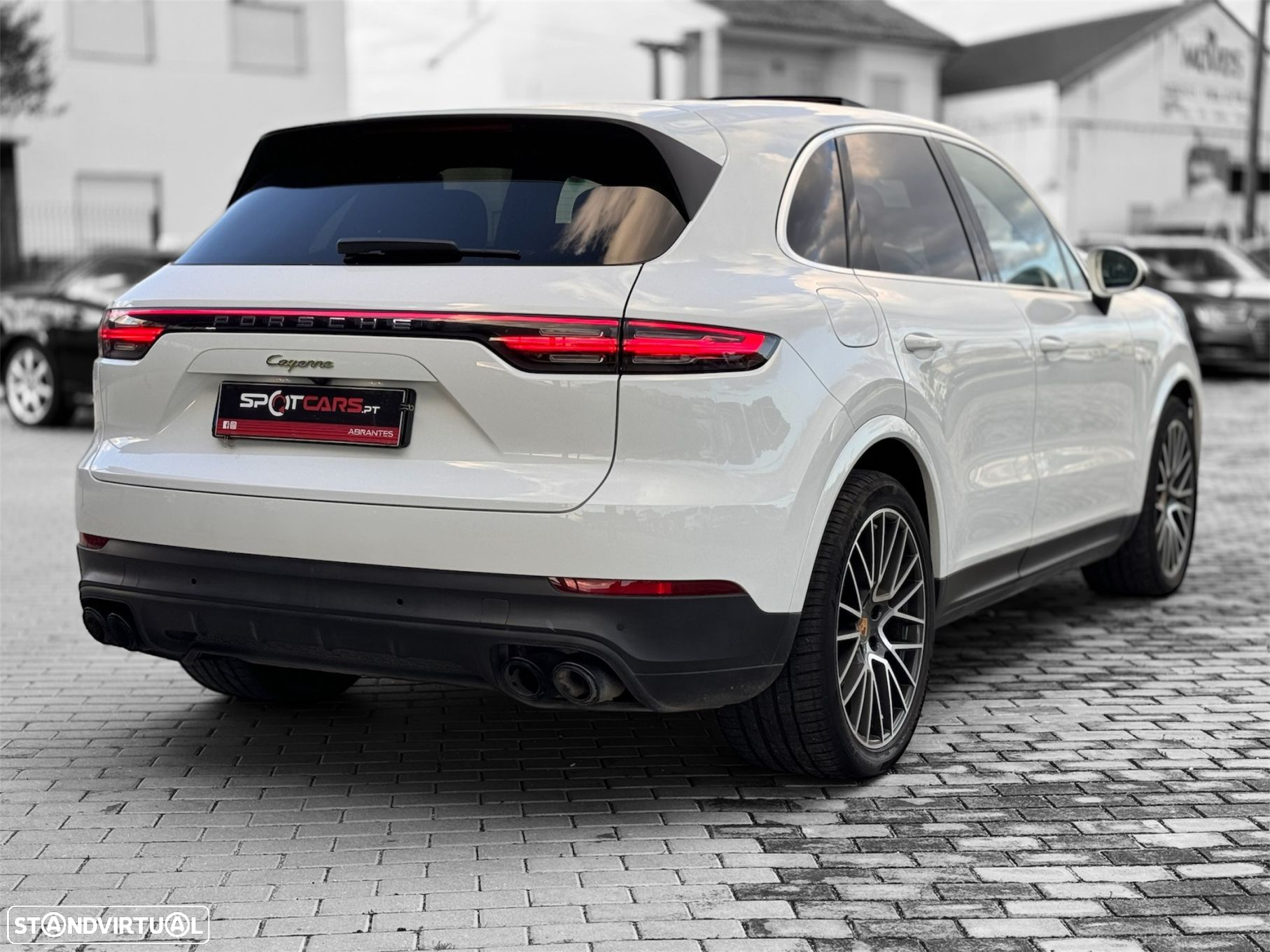 Porsche Cayenne E-Hybrid - 8