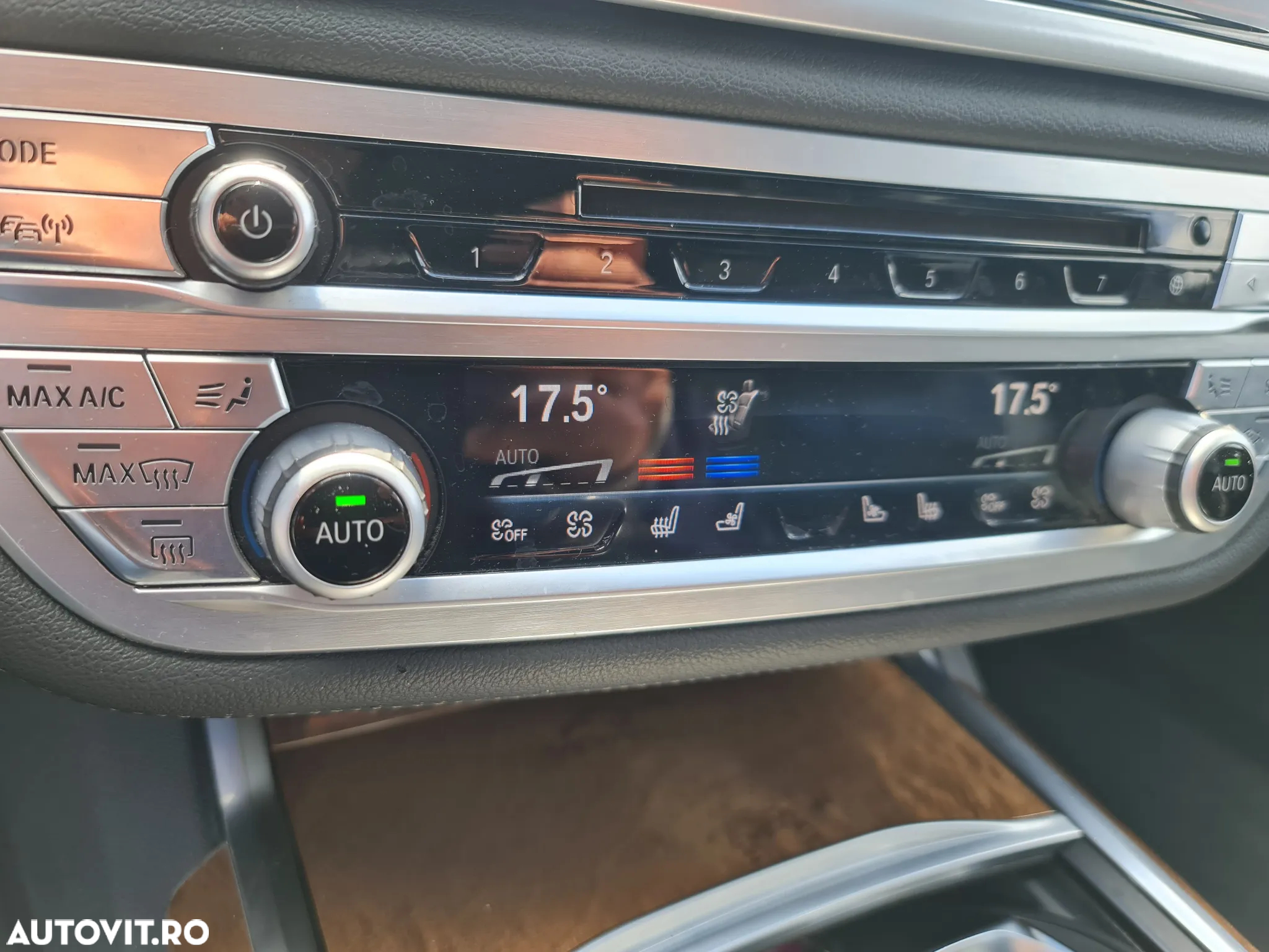 BMW Seria 7 740Li xDrive - 21