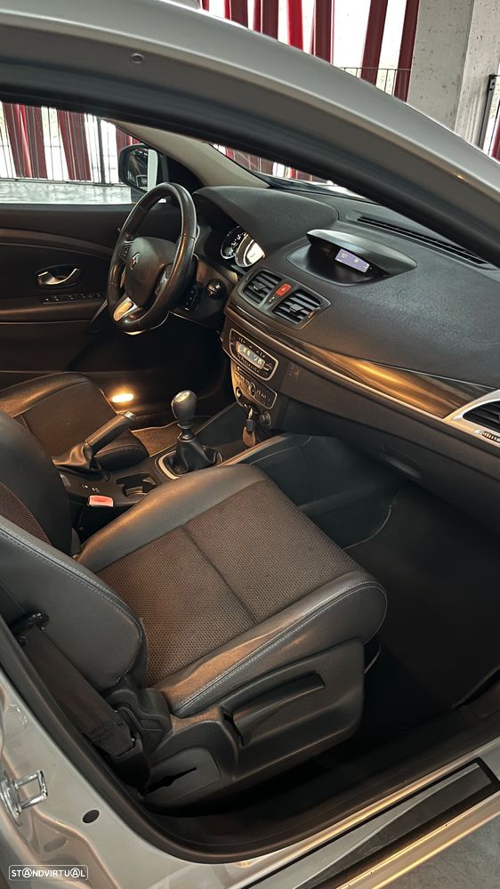 Renault Mégane Sport Tourer 1.5 dCi Dynamique S - 19