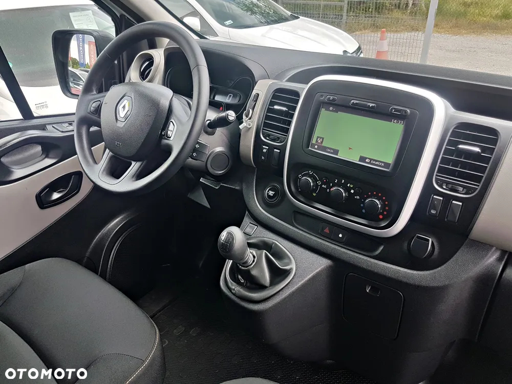 Renault TRAFIC - 23
