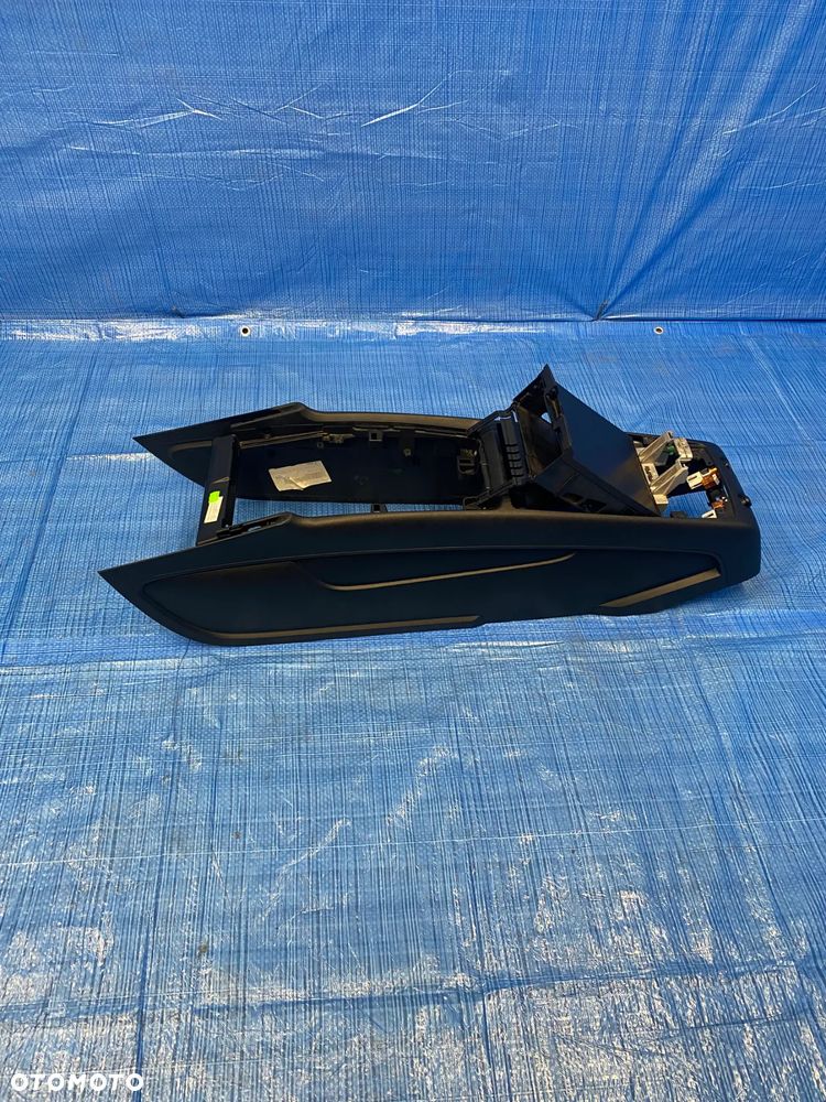 TUNEL ŚRODKOWY AUDI Q7 4L CZARNY 4L1863244C  EUROPA - 3